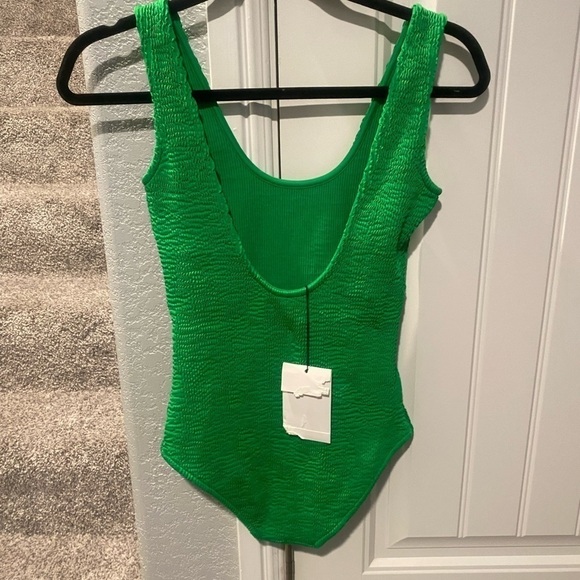 Bottega Veneta Green Crinkle One Piece Swimsuit - Picture 5 of 10